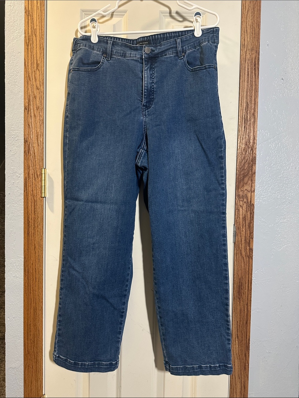 Classic Straight-Leg Universal Standard Jeans